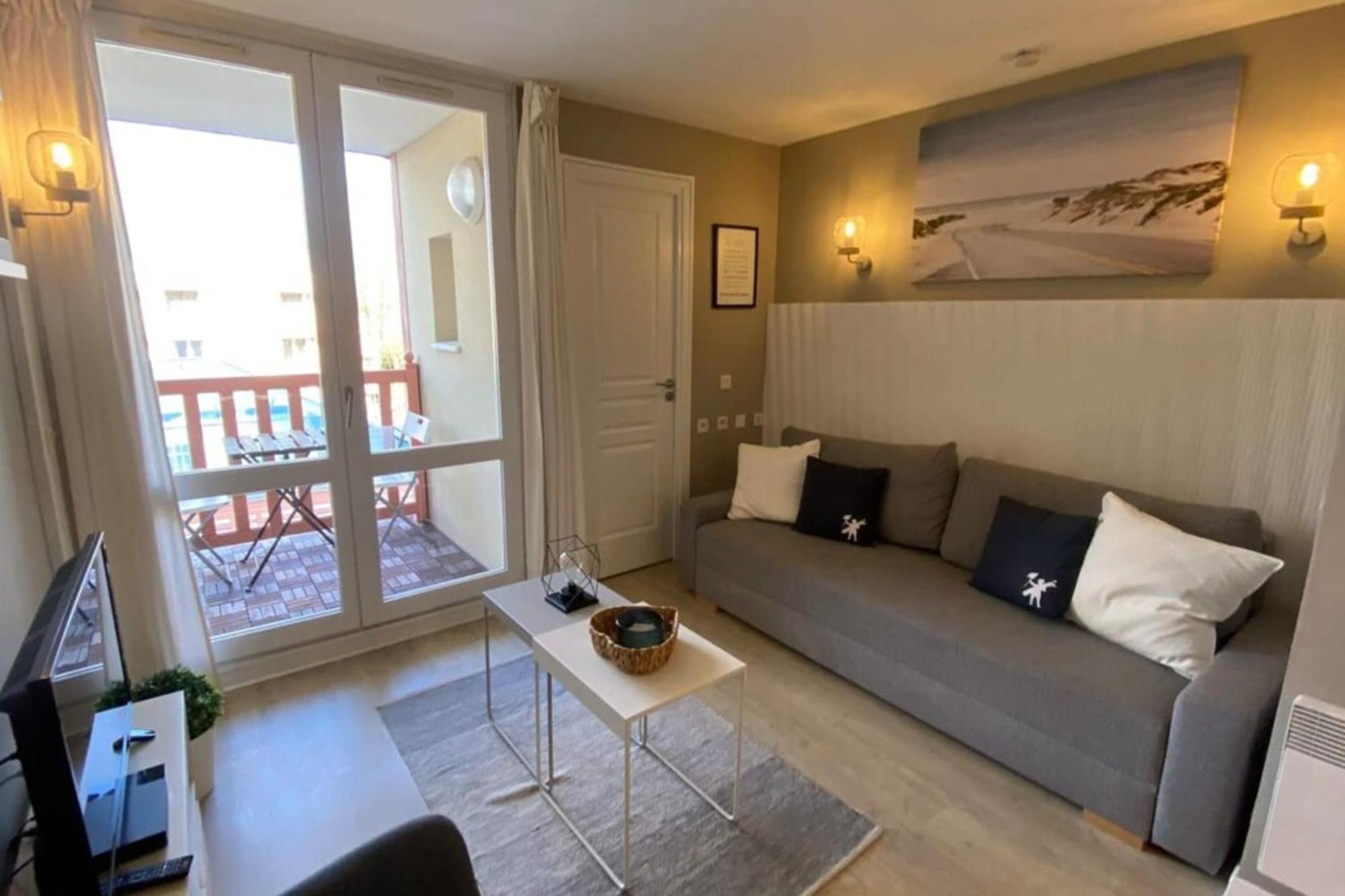 Very Nice 6 Person Apart With Swimming Pool Tennis Court And Car Park 202 Le Touquet Екстер'єр фото